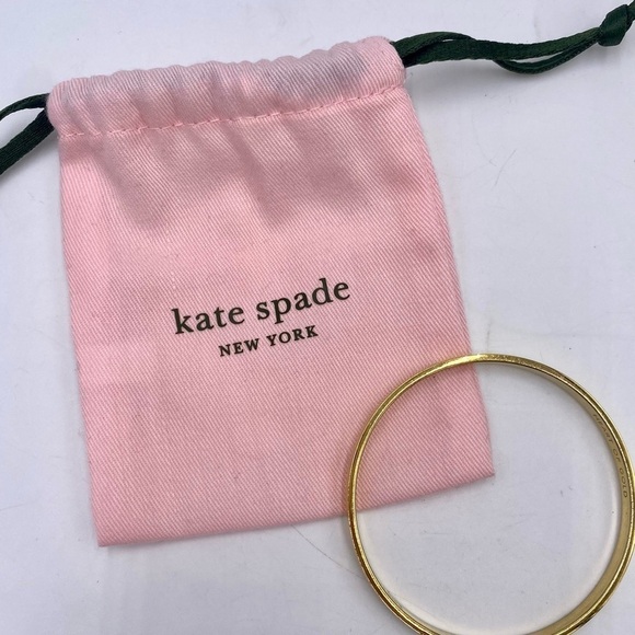 Kate Spade New York Loves Me Idiom Heart of Gold‎ Bangle - Picture 2 of 7